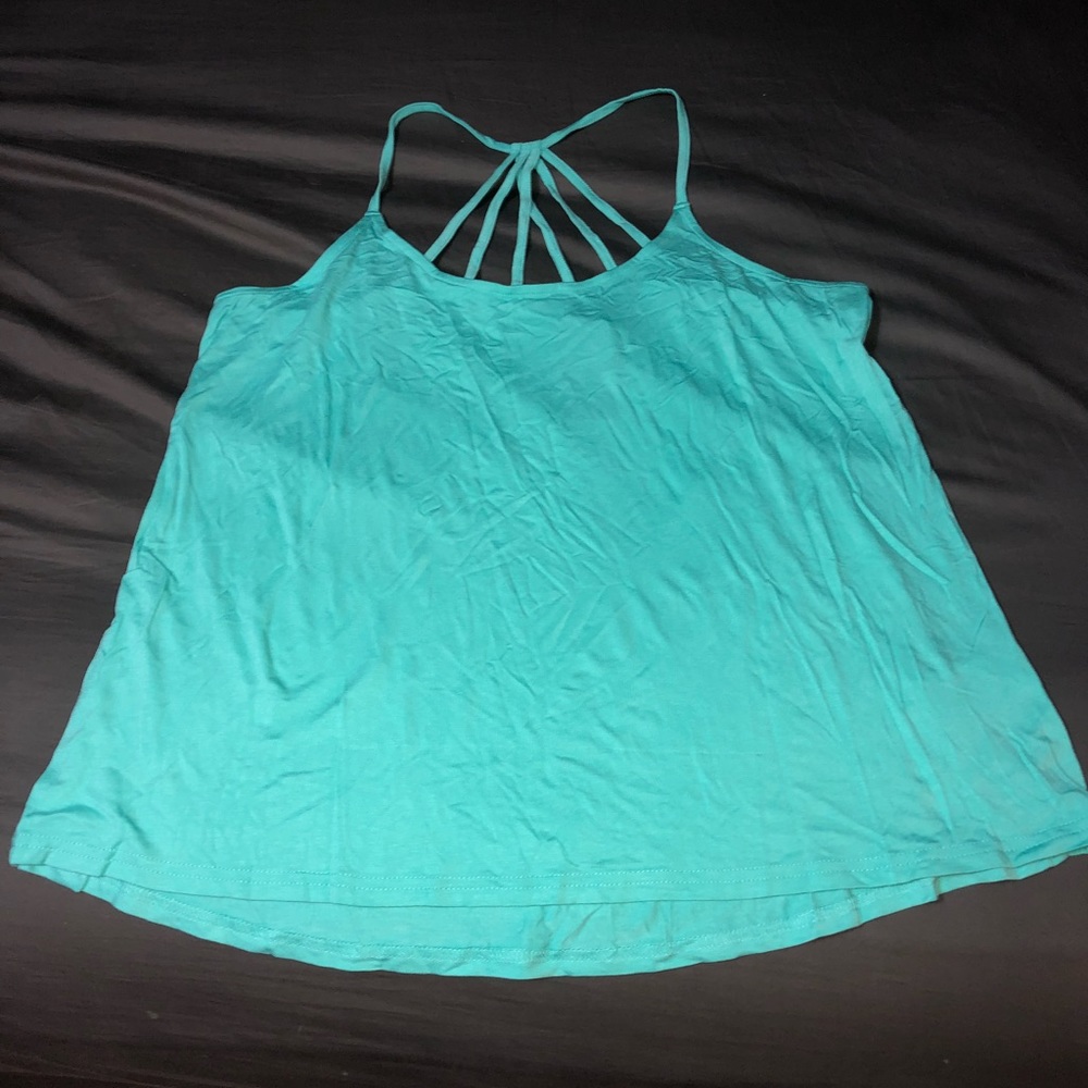 Women’s flowy tank top